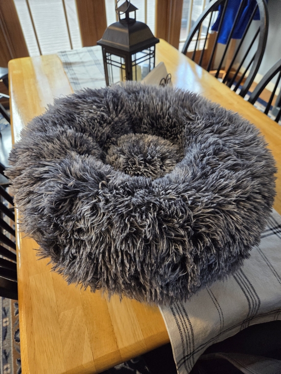 Other - Plush Round Faux Fur Pet Bed - Gray